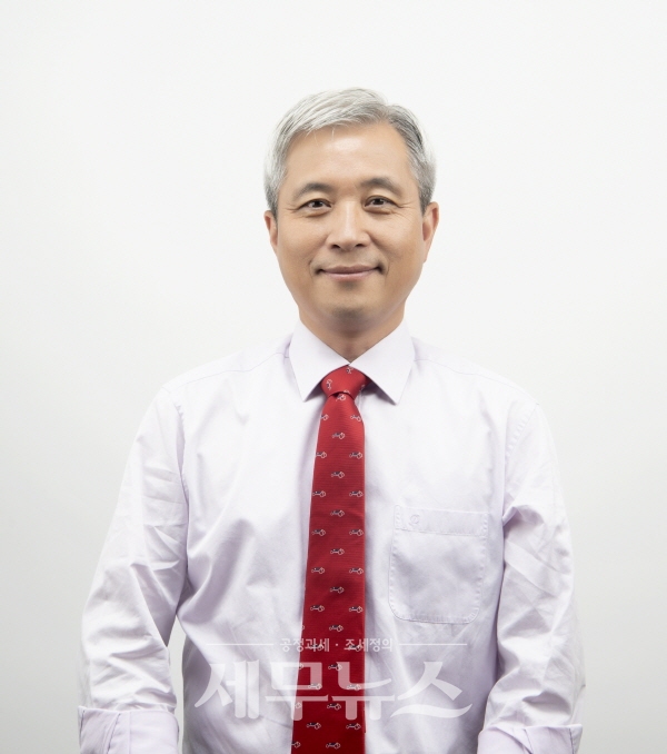 곽상욱 오산시장은 퇴임 후 자신의 역할에 대해 "현장경험을 바탕으로 자치교육의 시대를 여는 데 기여하고 싶다"는 뜻을 밝혔다. (사진제공=오산시)