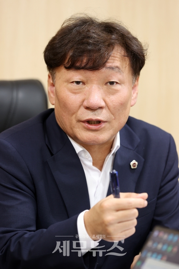 더불어민주당 전국광역의회의원협의회 남종섭 대표는